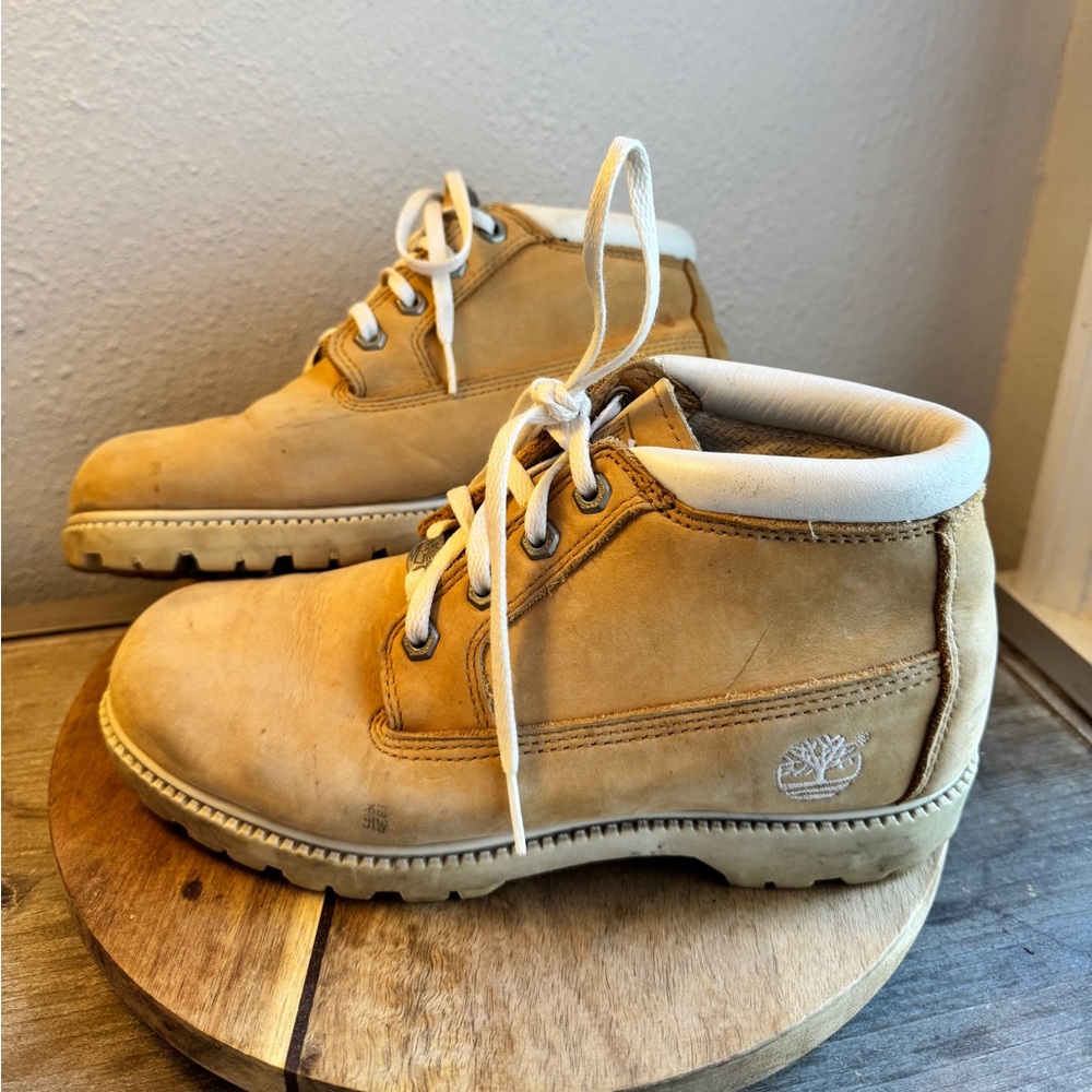 Timberland Women's Nellie Gorpcore Waterproof Chukka boot leather 8